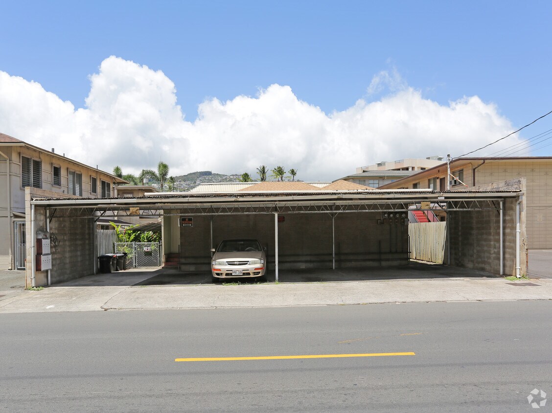 Building Photo - 2908 Kaimuki Ave