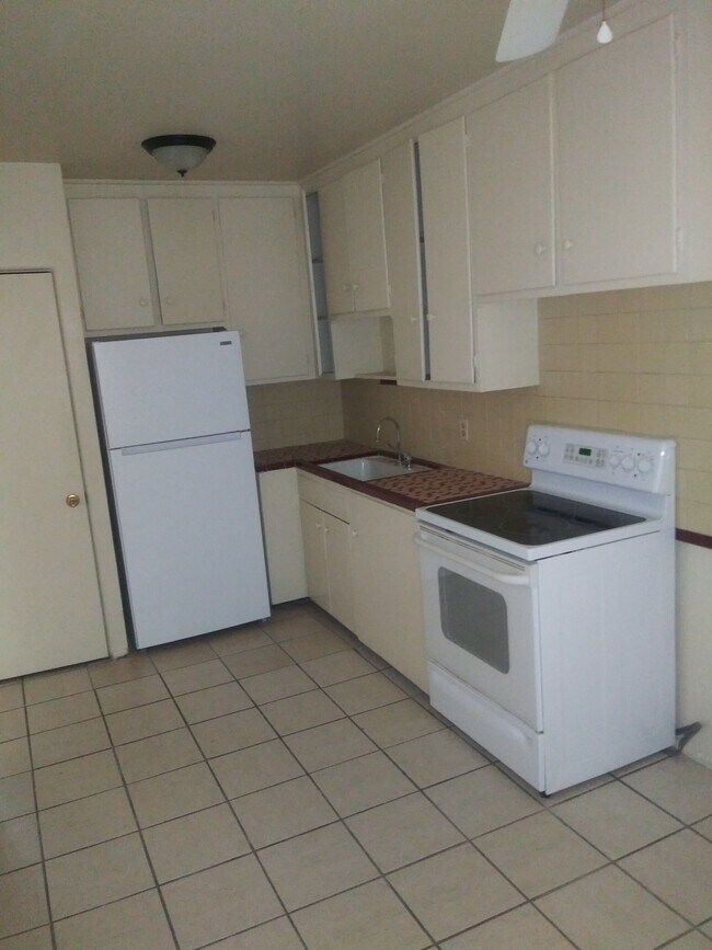 Foto del edificio - 2139 Spring Park Rd