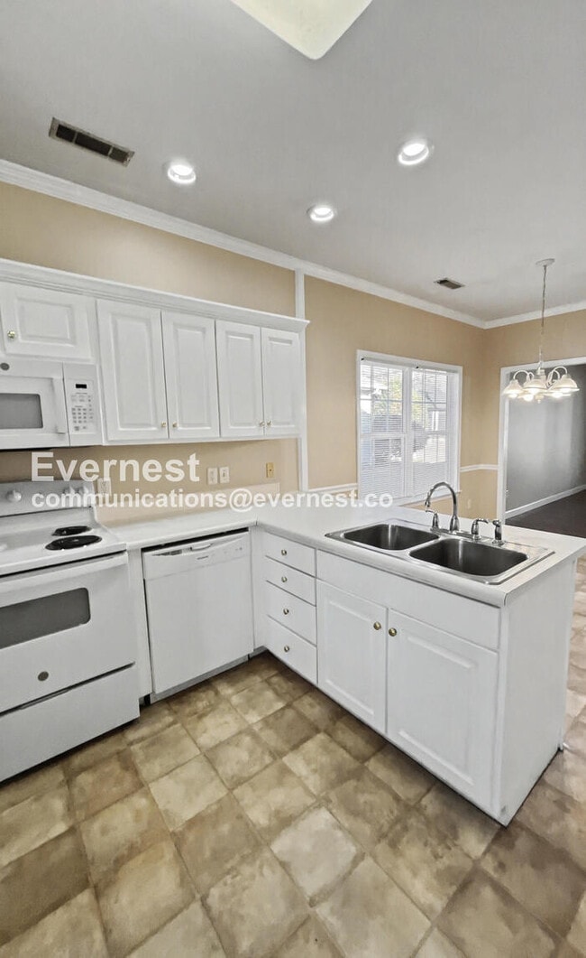 Foto del edificio - 505 Spears Ave