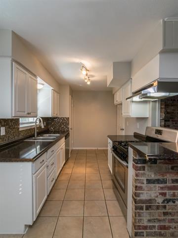 Foto del edificio - 4225 Hillsdale Ln