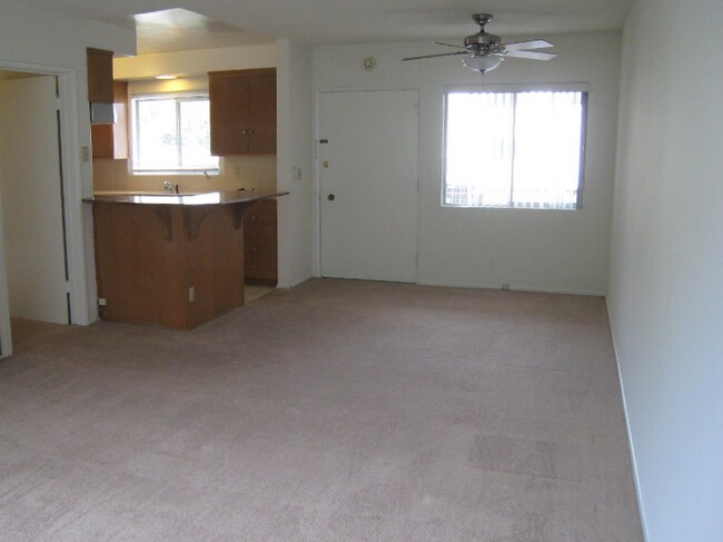 Foto del edificio - 13203 Moorpark St
