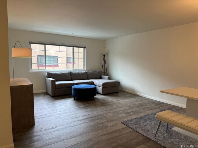 Building Photo - 412 Dorado Terrace