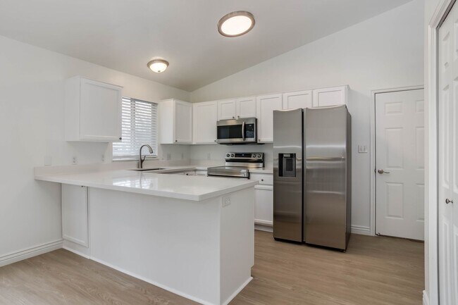 Foto del edificio - Amazing Single Family Home for Rent in Lehi