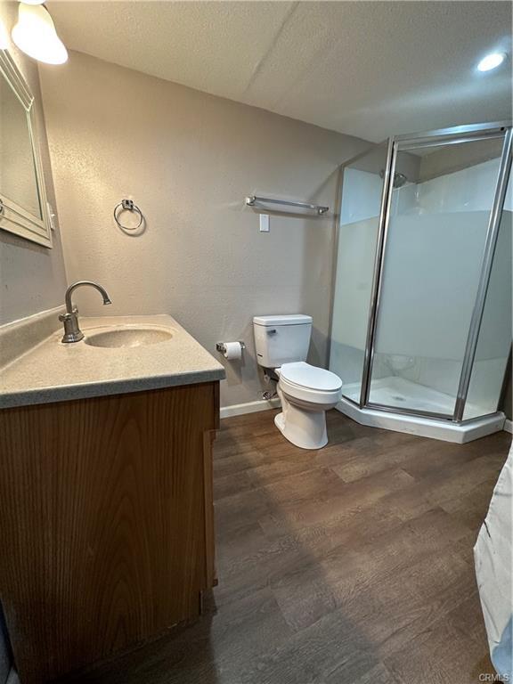 Foto del edificio - 362 E 7th St