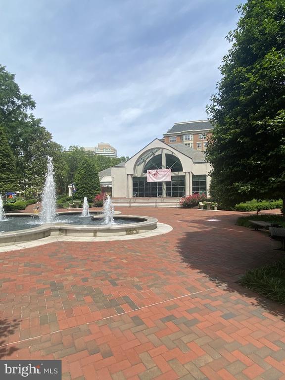 Foto del edificio - 4601 N Park Ave