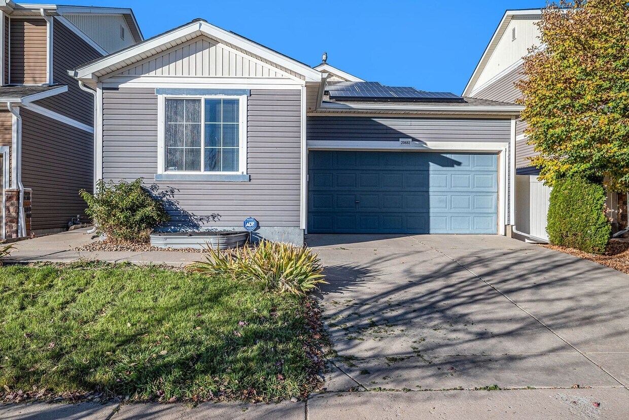 Spacious 3 Bed 3 Bath in the heart of Gree... - Spacious 3 Bed 3 Bath in the heart of Gree...