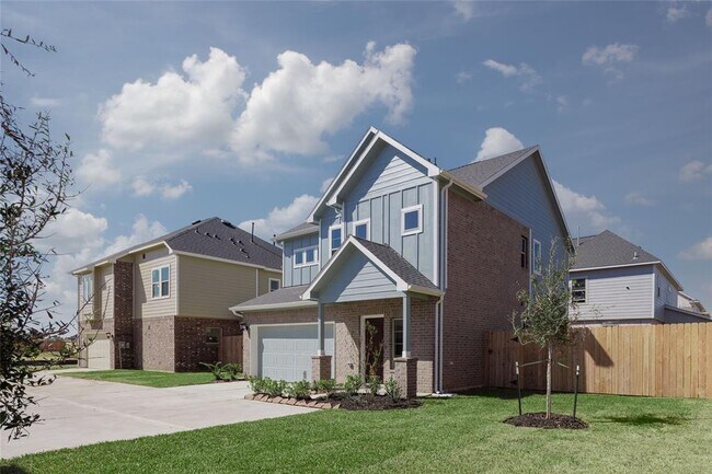Building Photo - 31142 Mahogany Trl