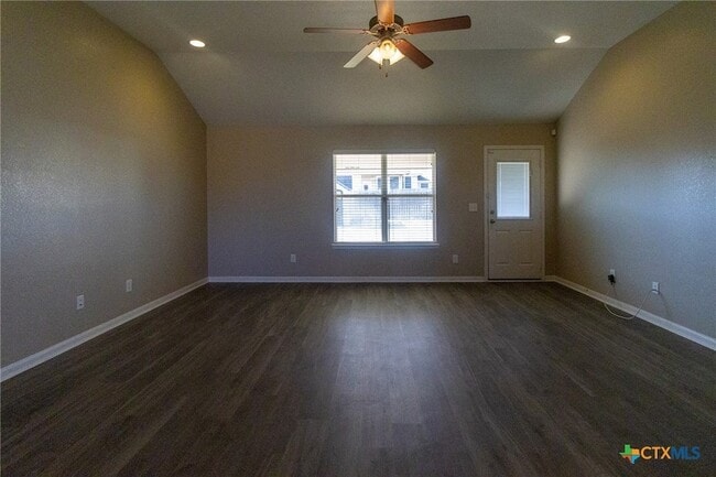 Foto del edificio - 217 Pointer St