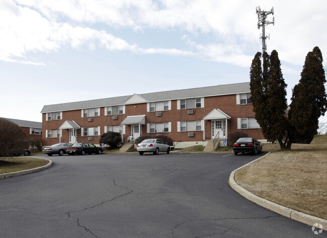 Valley Brook Apartments Aston, PA