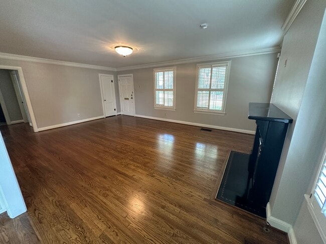 Foto del edificio - 5920 Hawthorne Rd