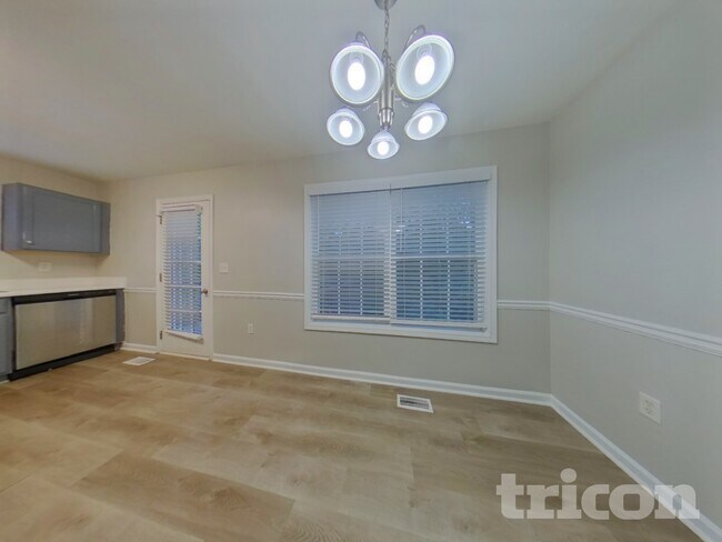 Foto del edificio - 150 Whetstone Way