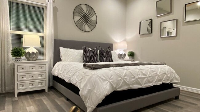 Building Photo - 3144 Southmore Blvd