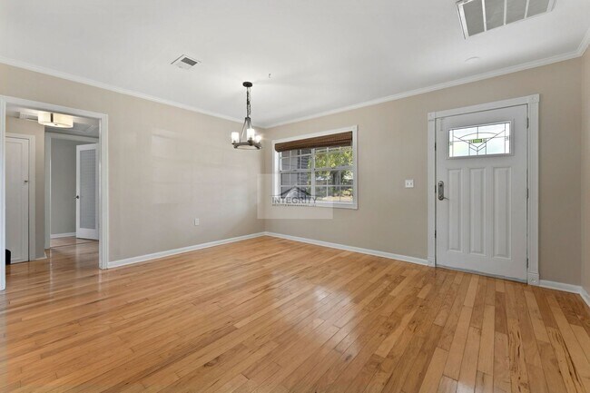 Foto del edificio - 4619 W Bay Villa Ave