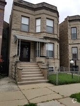 Building Photo - 7216 S Langley Ave