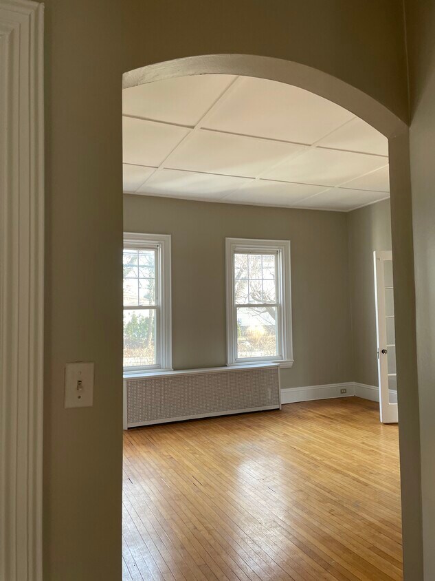 349 Lexington St Unit 1, Auburndale, MA 02466 Condo for Rent in