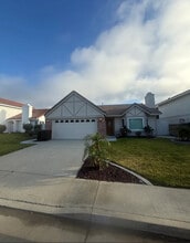Building Photo - 1427 Marigold St