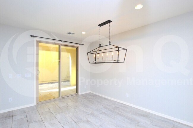 Building Photo - 2263 S Annie Ln