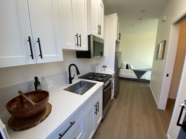 Foto del edificio - 3042-3044 J St