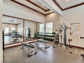 Building Photo - 8531 Violeta St