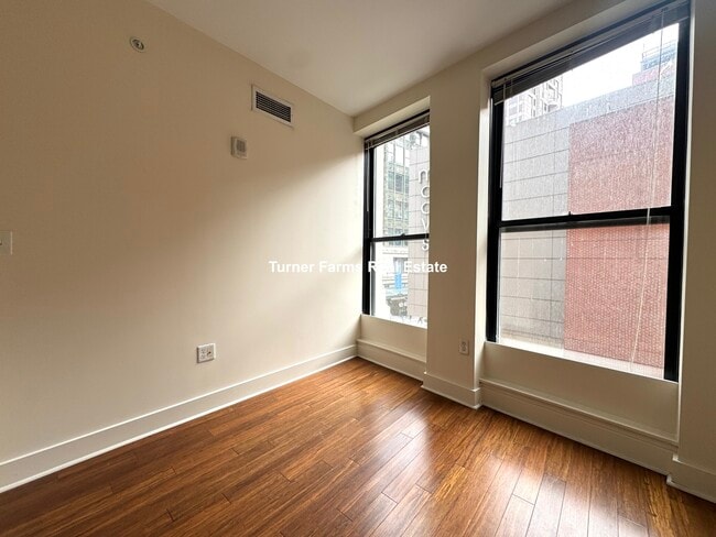 Foto del edificio - 10 Winter St