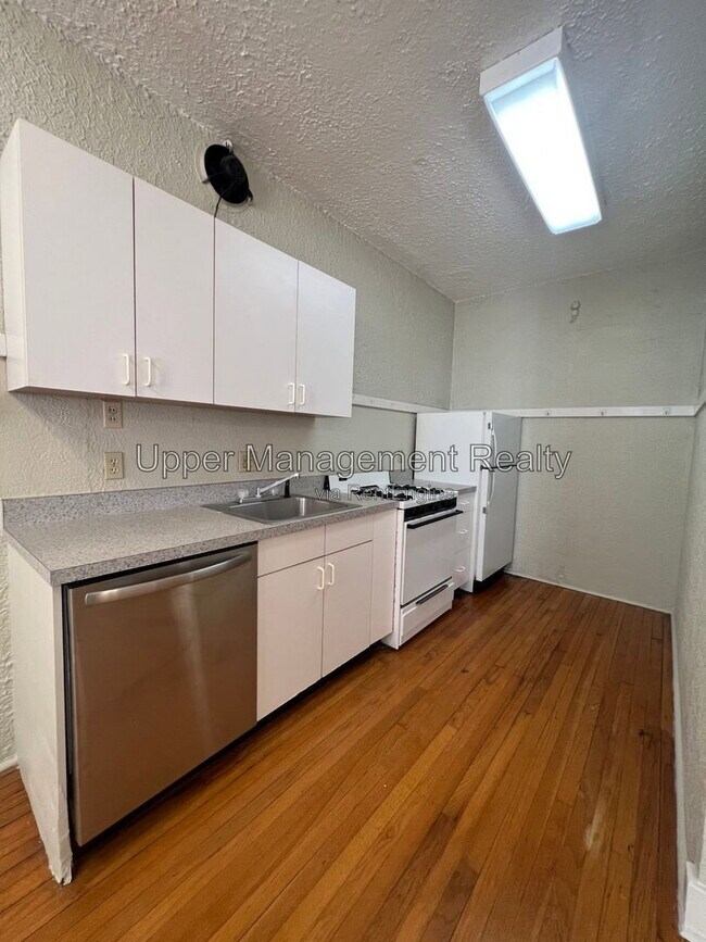 Foto del edificio - 1301 Napoleon Ave
