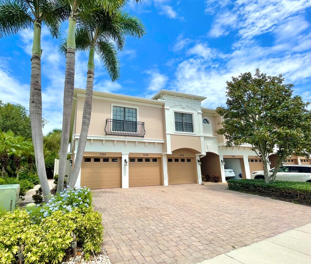 Primary Photo - 7230 Hamilton Rd