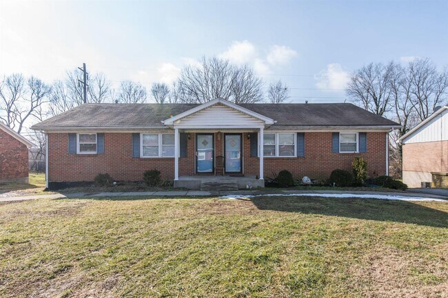 Building Photo - 322 Edgewood Dr