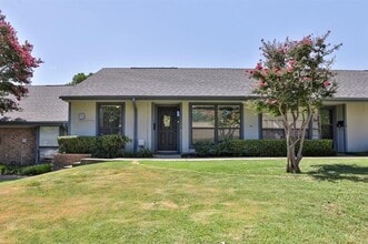Building Photo - 13616 Flagstone Ln