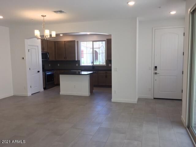 Foto del edificio - 1784 N 208th Ave