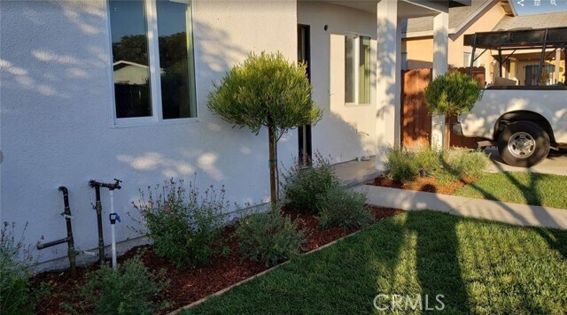 Foto del edificio - 1627 E 88th St