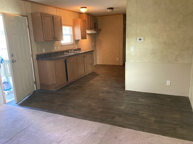 Building Photo - 3501 Jane Anne Terrace