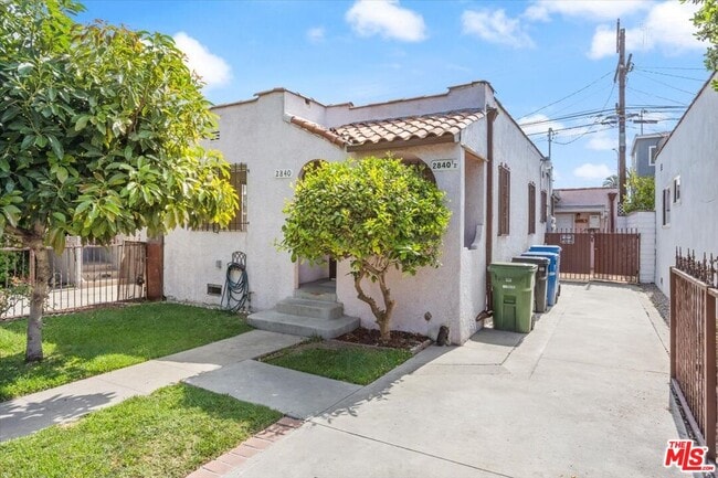 Foto del edificio - 2840 S Mansfield Ave