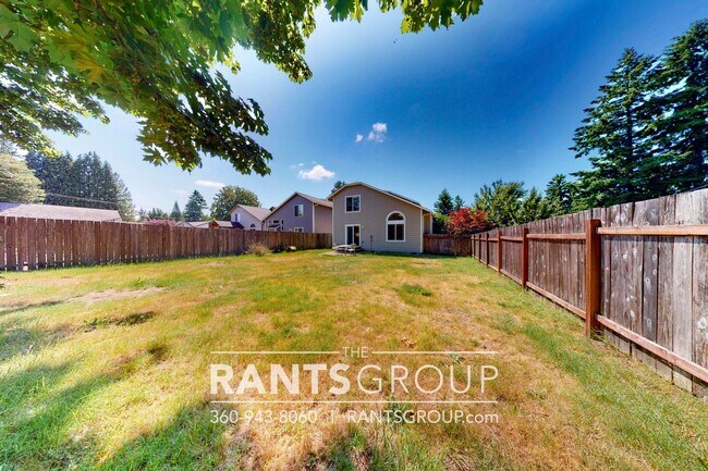 Building Photo - 3 br, 2.5 bath House - 1444 Brown St SE