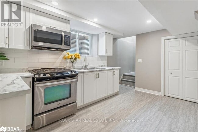 Photo du bâtiment - 10 Westdale Dr