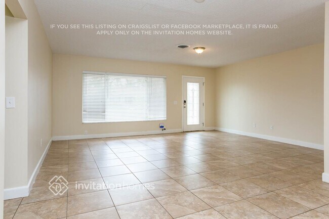 Foto del edificio - 7700 Clarke Rd