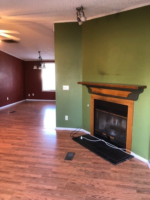 Building Photo - 1720 Fenton St