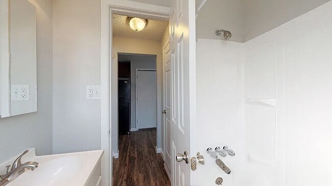 Foto del edificio - 1434 Macon St