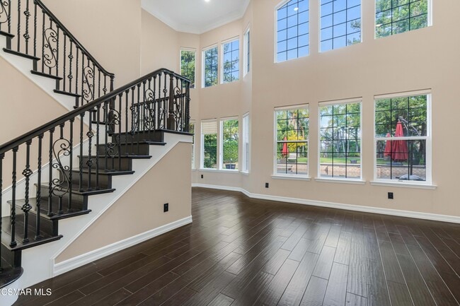 Foto del edificio - 504 Rustic Hills Dr