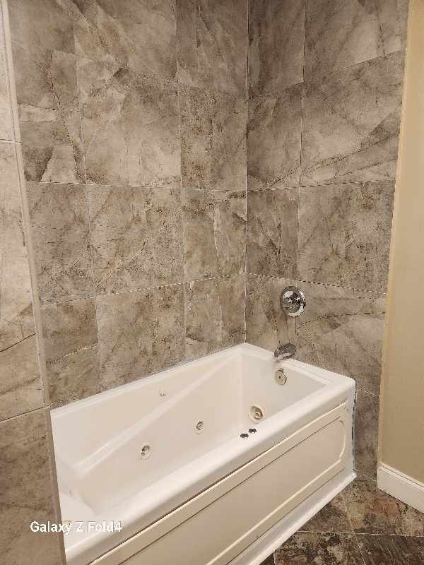 Foto del edificio - 4456 Railroad St