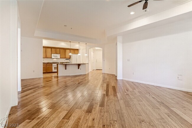 Building Photo - 26 E Serene Ave
