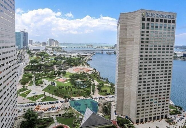 Building Photo - 325 S Biscayne Blvd