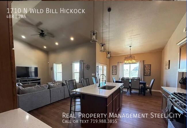 Foto del edificio - 1710 N Wild Bill Hickock Dr