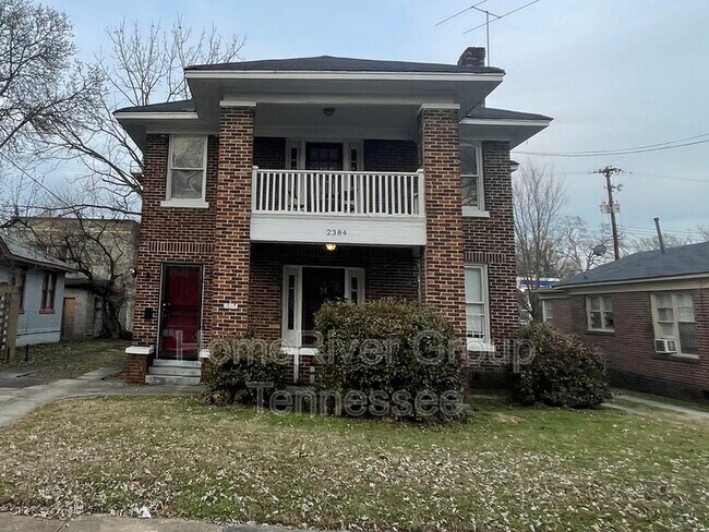 Building Photo - 2384 Forest Ave