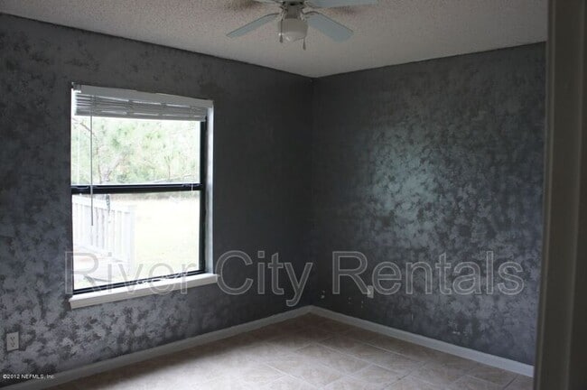 Building Photo - 849 Candleknoll Ln