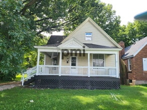 Building Photo - 941 E Cantrell St
