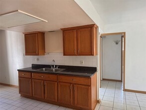 Building Photo - 9835 Eblen Dr Building Photo - 9835 Eblen Dr