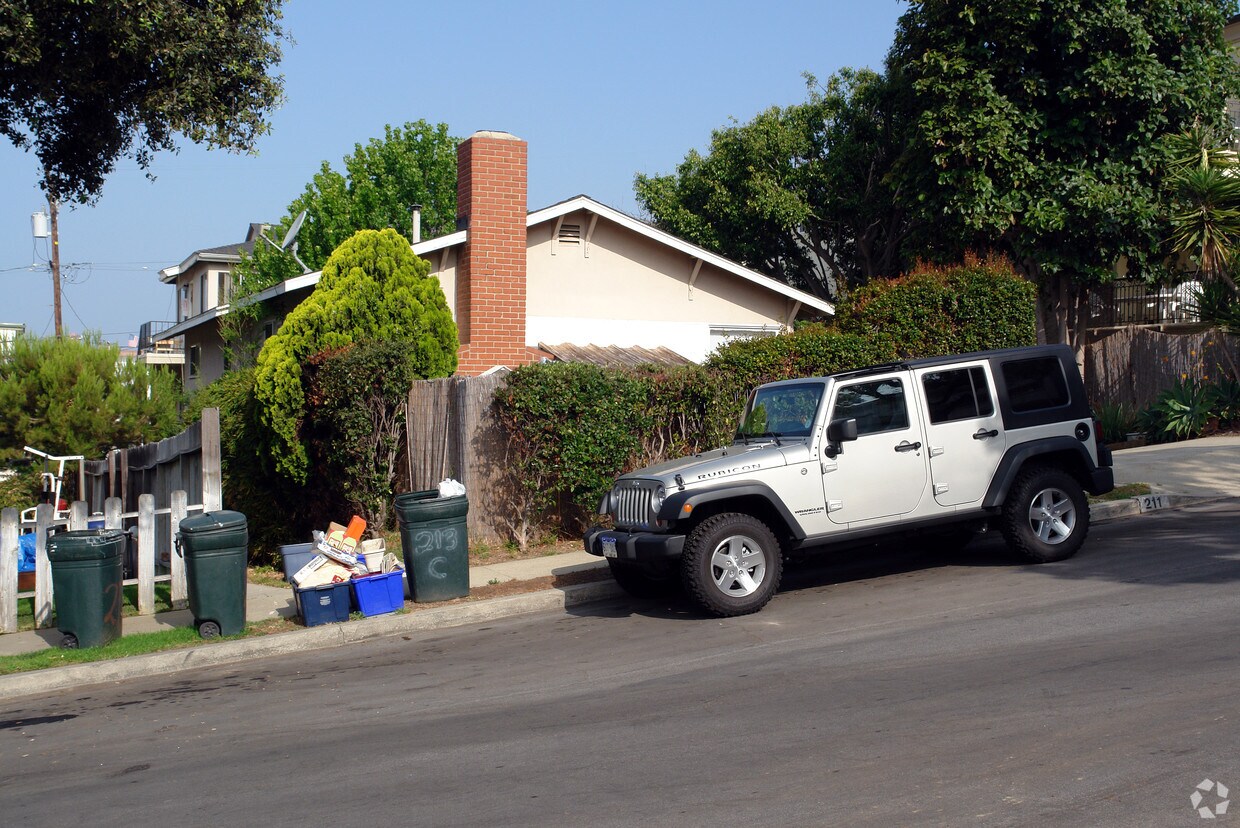 Foto del edificio - 211 Sheldon St