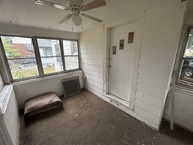 Foto del edificio - 2bed/1bath Single Family Home For Rent in ...