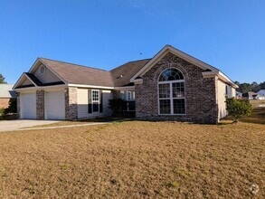 Building Photo - 110 Nandina Wy