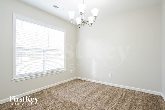 Building Photo - 5952 Bluestem Cir